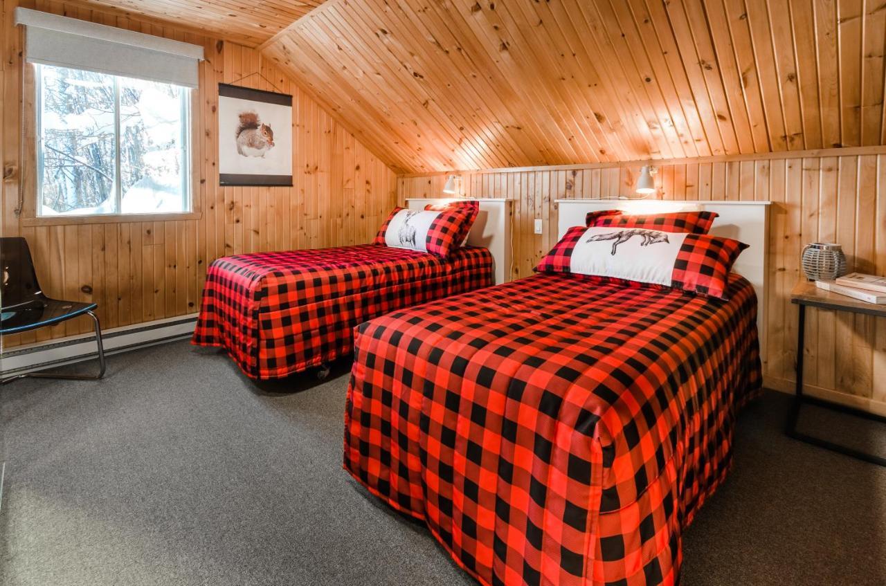 Auberge Du Lac-A-L'Eau-Claire Saint-Alexis-des-Monts Exteriör bild